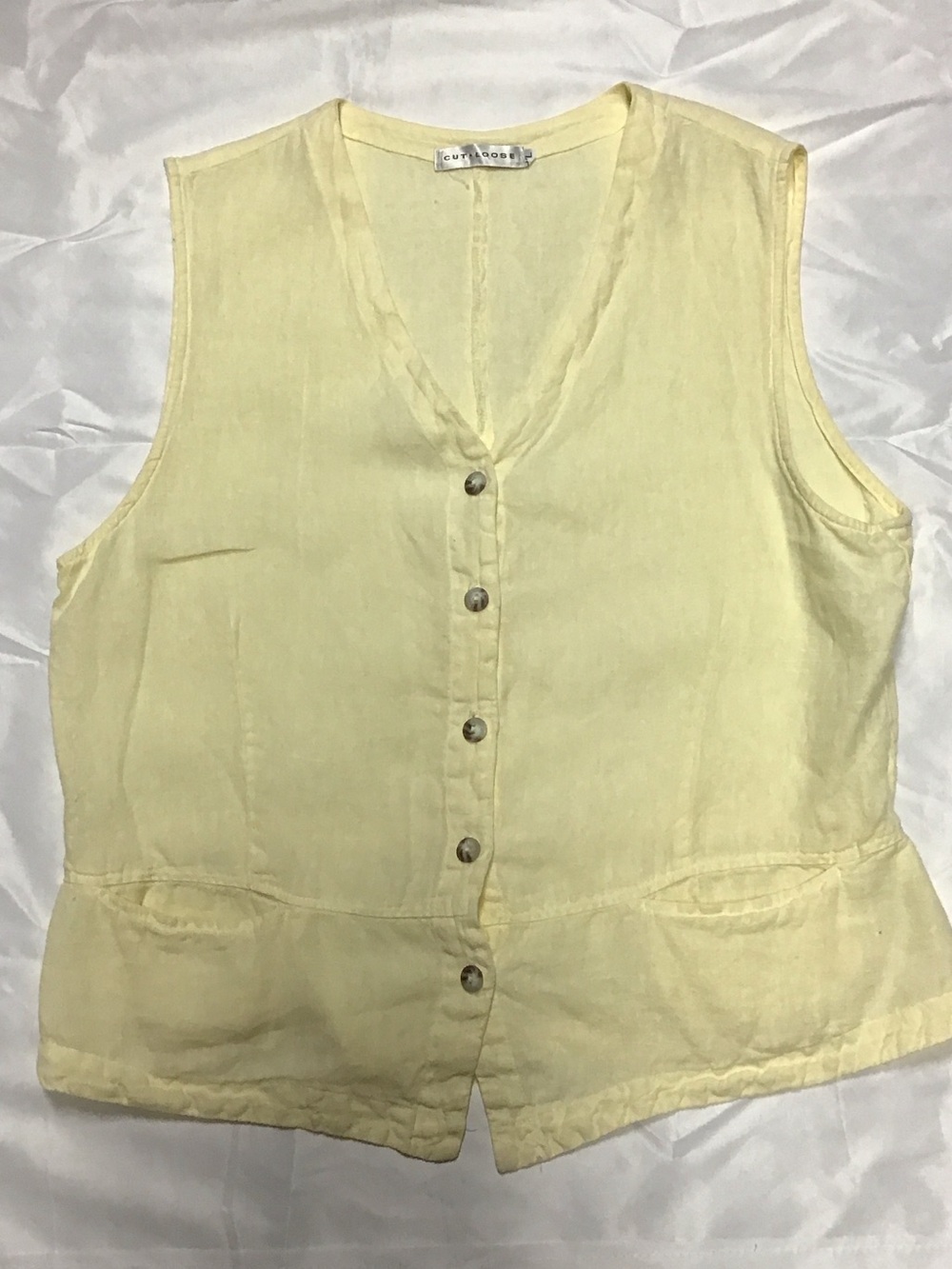 cut loose Pale Yellow Sleeveless Button-Front Tank
